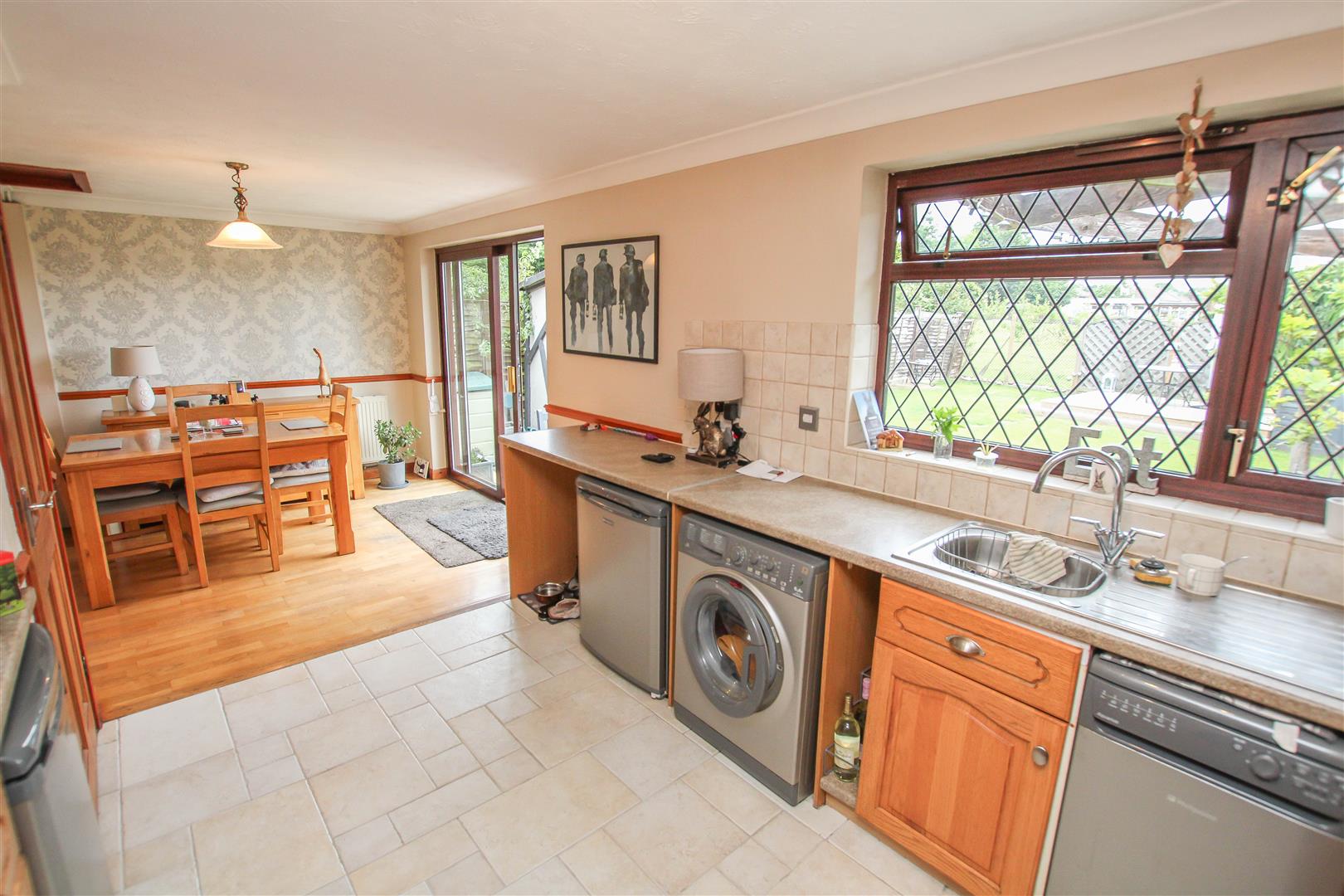 Broomwood Gardens, Pilgrims Hatch, Brentwood Keith Ashton